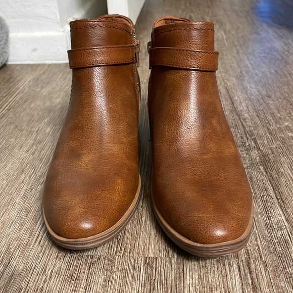 Baretraps Marconi bootie - never worn, brand new - Picture 6 of 8